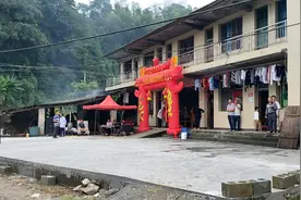 祝贺堂弟被西安大学录取视频封面