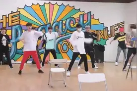 《EiEi》练习室九人完整版视频封面