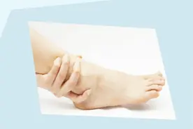 脚踝肿没有疼痛是什么原因导致的？这种情况下不需要特殊药物干预视频封面