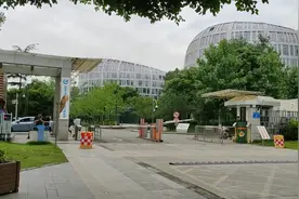 成都 成飞大道，据说是造大飞机的地方。视频封面