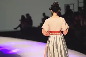 【汉服秀】汉尚华莲_2018广东时装周汉尚华莲春季汉服发布走秀视频封面