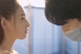 美女与外科医生的爱情故事视频封面