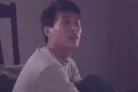 嗜赌老头与小伙合作谈生意，小伙竟同意合作，目的让老头走上正轨视频封面