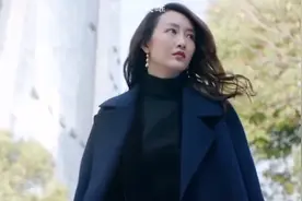 美女救了个话唠,实在受不了视频封面