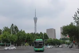 郑州第一高建筑物，中原福塔，高388米，投资了8个多亿，太霸气了