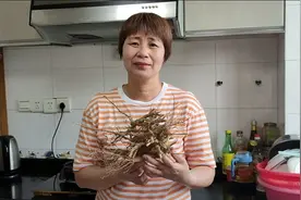 枸杞根还有如此高的药用价值？肝火旺盛，失眠健忘的人可以试试它视频封面
