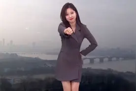 韩国MBC电视台气象女主播金可尬舞视频封面