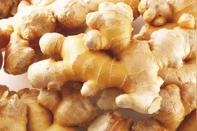 生姜汁涂在脸上好处多，可惜很多人不知道，学到就是赚到