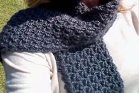 教你钩织素雅围巾，一条深色送老爸