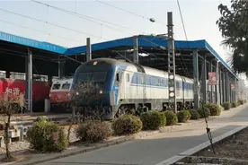 徐州机务段DF11G出库作业挂K491次