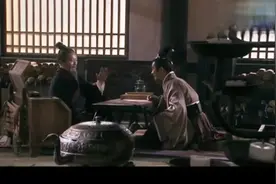 鲁班后人为镇守秦始皇陵，拿出了能存活千年的邪物，一打开惊呆了视频封面