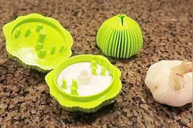 评测8种奇特的大蒜道具视频封面