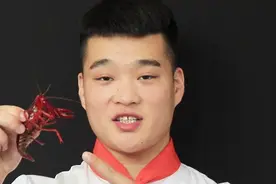 厨师长教你：“7步绝技剪虾法”，用了以后龙虾3分钟快速入味