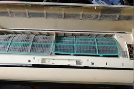 空调有时候自动开机和关机，内机屏还乱跳，不换零件也能修好视频封面