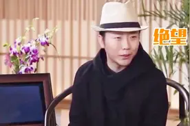19岁的李玉刚走投无路，绝望的跳河自杀，幸得乞丐所救而跟随