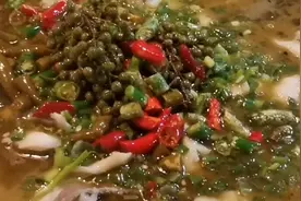 重庆正宗老坛酸菜鱼制作过程，干快收藏吧！看到就流口水。视频封面