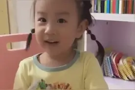 依依你为什么长的这么漂亮？她的回答让人笑喷，小嘴巴太能说了！