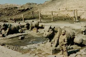 黄河水干枯露出异物，水淹千年不腐，沉睡多年巨宝终被发现