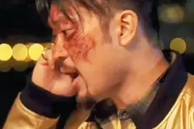 两个交通警察还挺气质的视频封面