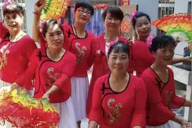 欢庆喜气长扇舞《大展宏图》长扇挥舞，五彩缤纷，气势磅礴