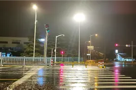 苏州园区地铁三号线，双马街站，道路两边的工厂非常多，你喜欢吗视频封面