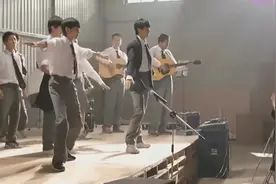 王俊凯歪头杀加小虎牙，简直是萌到爆炸，这花絮能看一天视频封面