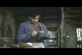 经典电影《牧马人》热心的牛犇给朱时茂“捡”了一个漂亮的媳妇！视频封面