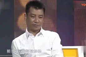 40岁痴情大叔默默守护离婚美女10年，现场求婚，涂磊都感动了视频封面