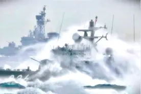 驱逐舰在海里遇到海啸，要如何才能高速驶过？