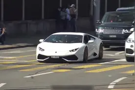 苏黎世街头豪车街拍合集，兰博基尼真多啊！视频封面