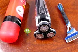 男士胡子每天都要刮，什么时候刮，用哪种方式刮，还是有一些讲究视频封面