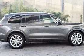 终于步入正轨，李想收购力帆汽车，全新SUV40万以内竞争宝马X5！视频封面