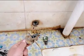 锌合金三角阀用2年就容易断裂，拆卸维修太难，建议用不锈钢材质视频封面