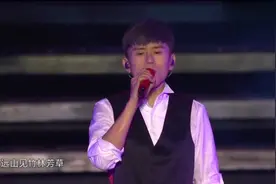张杰张靓颖合唱《燕归巢》，两人不同的风格，圈粉无数视频封面
