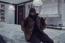 打榜的来了！洗脑预警！巨星Drake新单Toosie Slide官方超清MV！