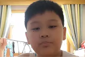 这星星最后一句视频开奥特曼卡片豪华包开精灵的的两元包，自制卡