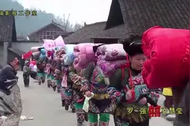 湖南小伙结婚，丈母娘陪嫁30床被子，够用一辈子了视频封面