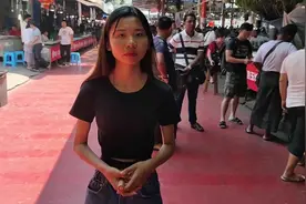 实拍边境线上的最大早市：缅甸华侨街头摆摊卖珠宝！第一次见到！视频封面