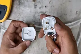 小军分享电插座插头接线方法，学会了再不求人了，快来看看吧