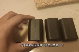 每日佳能相机小知识！相机电池和内存卡的安装！视频封面