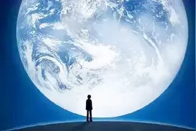 终于知道了，微信开机背景这个孤单小人，竟然会是他！视频封面