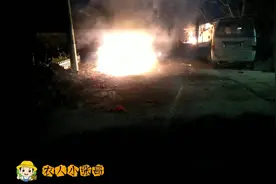 有没有感觉年气慢慢逼近了……听……炮竹声视频封面