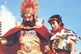 李靖是不是上厕所也要托塔？得知原因后网友：换成玉帝也不敢不托视频封面