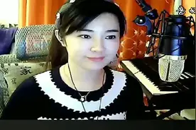 美女紫菱经典翻唱直播《情人鹤顶红》让人陶醉 超好听