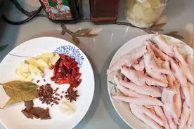 卤鸡爪，15分钟、一次投放，操作简单！看一遍就会做出大厨美味视频封面