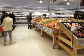 中国小伙带你逛澳洲超市，揭秘月薪3000元，在澳洲是什么生活水平视频封面