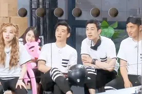 宋雨琦凶黄旭熙：叫错我郑恺哥的名了！看到郑恺的表情后，不简单视频封面