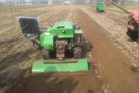 小机器大作用 农业机械的崛起多功能微耕机视频封面