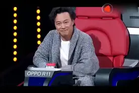 《漂洋过海来看你》原唱现身，那英听到痴迷完全惊呆了，太好听了