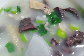 牛杂汤最好吃的做法，汤白味浓好喝又营养，做法简单一家人都爱喝
